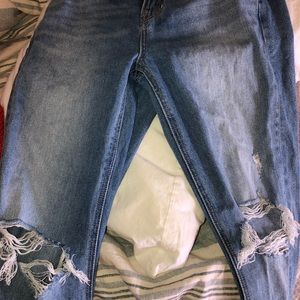 American eagle mom jeans